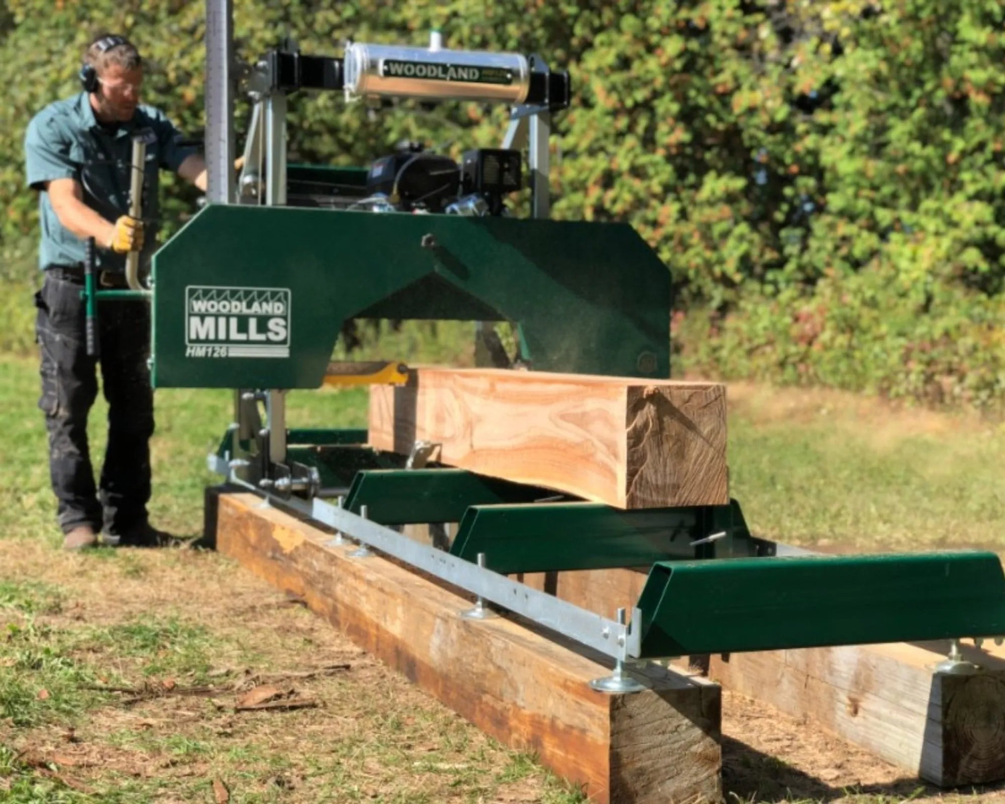 1727261702,386,513__49984