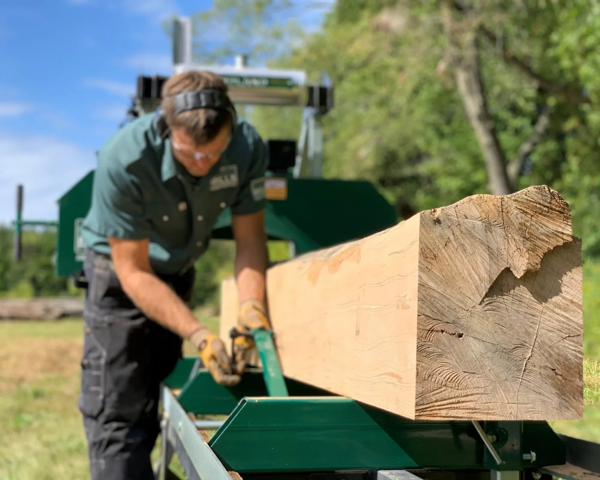 hm122bushlander-lifestyle-03__91896.1725481023.386.513__84728.1726656691.386.513__34723