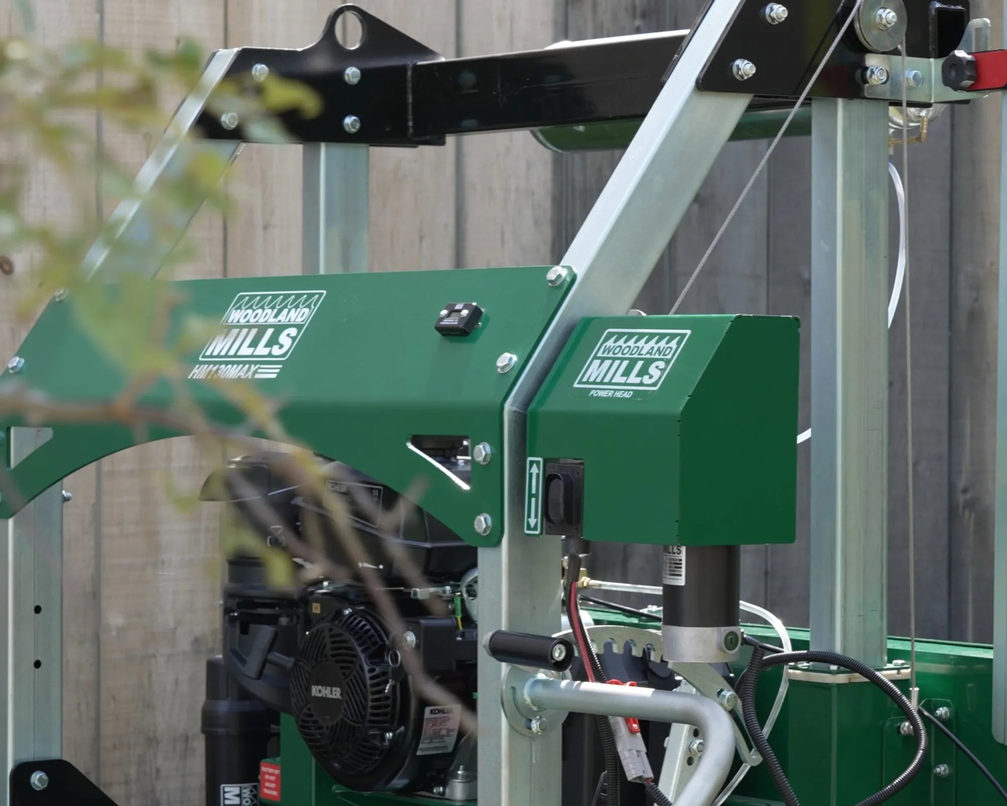 Power_Head_110_Kit_Lifestyle_01__07708.1723483527.386.513__57155.1726656710.386.513__73697